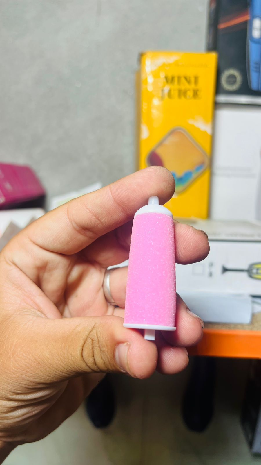 New Finishing Touch Flawless Pedi Rechargeable Tool File and Callus Remover Pedicure