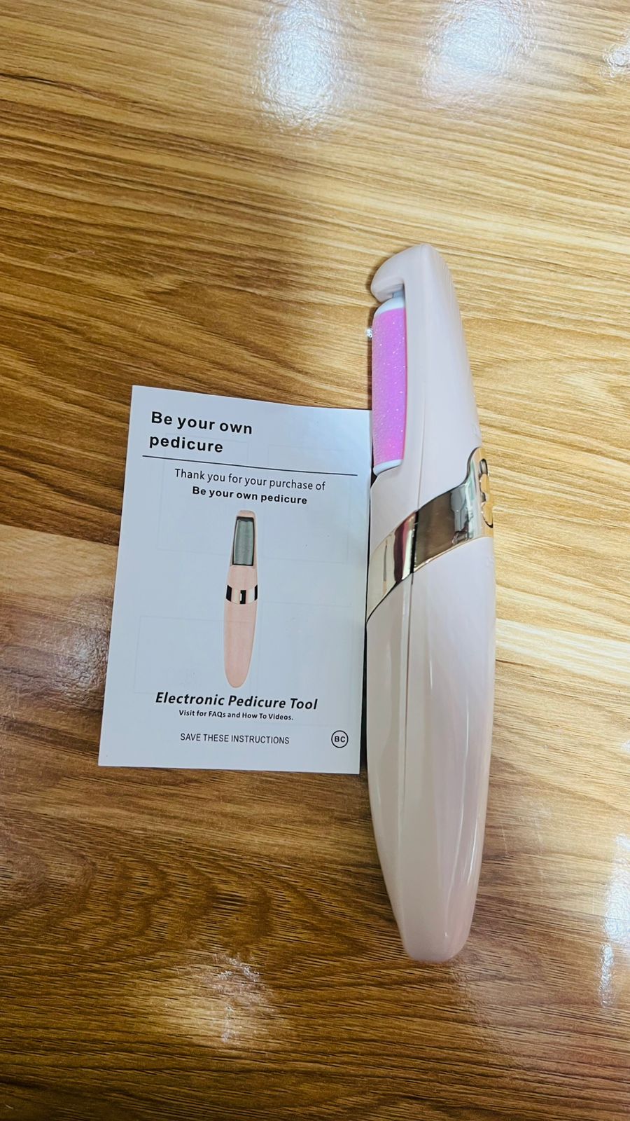 New Finishing Touch Flawless Pedi Rechargeable Tool File and Callus Remover Pedicure